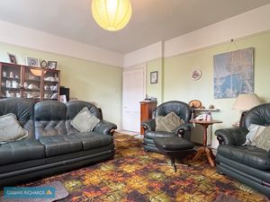 Sitting room- click for photo gallery
